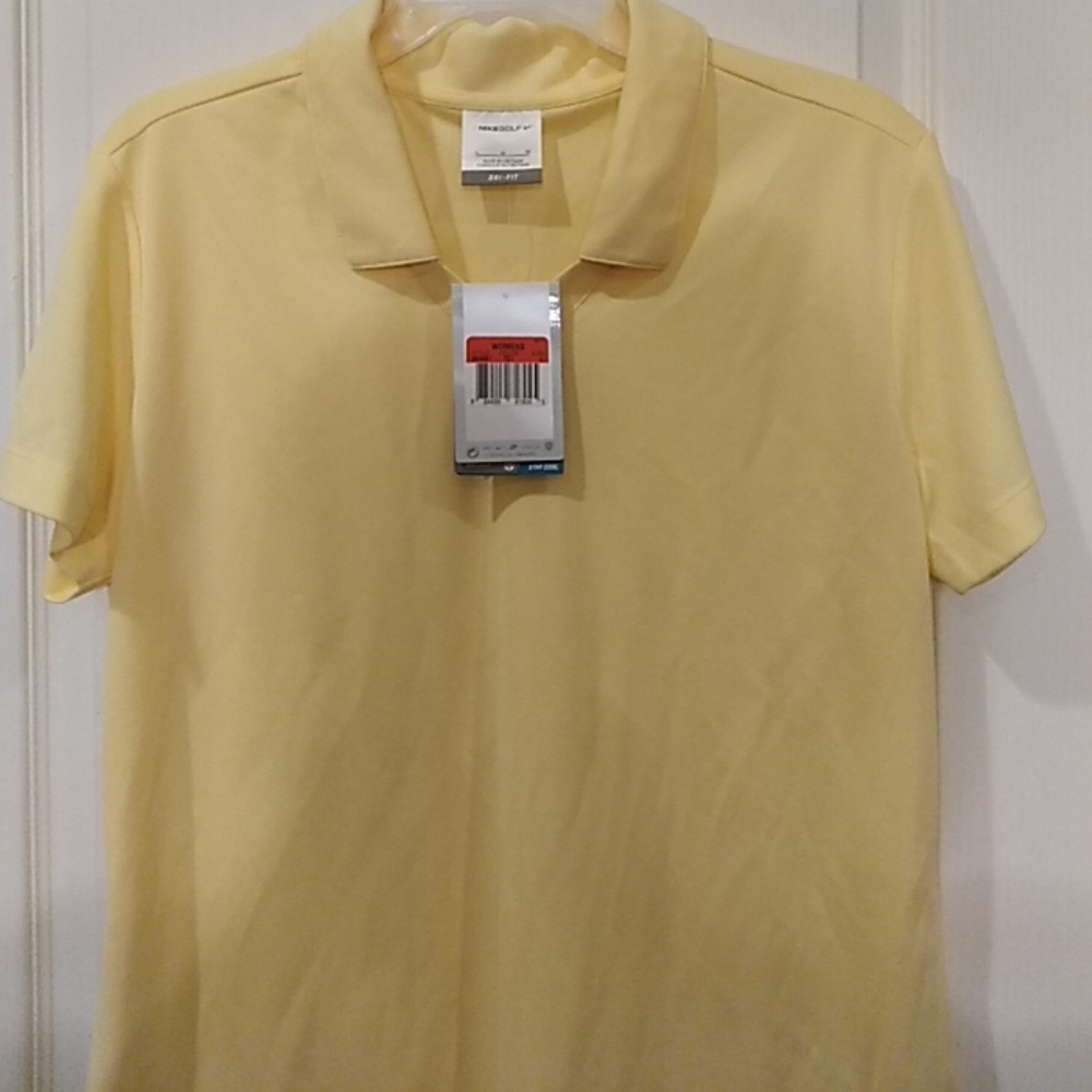 Women Nike dri fit shirt.